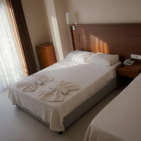 Otel Makri Beach 3*