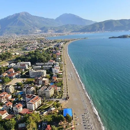 Makri Beach 호텔 3*